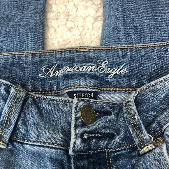 𝅺AMERICAN Eagle Artist Jeans Distressed Medium Wash - Picture 2 of 6